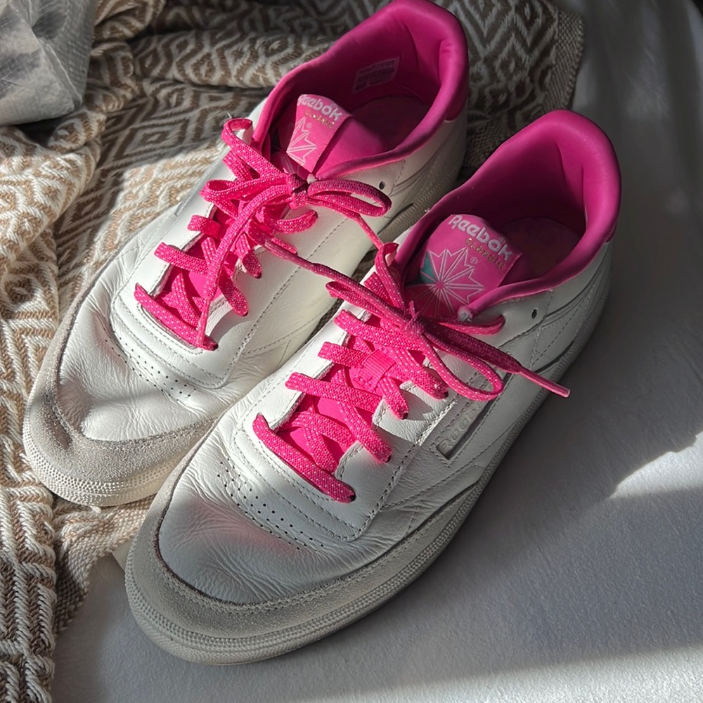 Reebok Hot Pink and White Sneakers sz 11